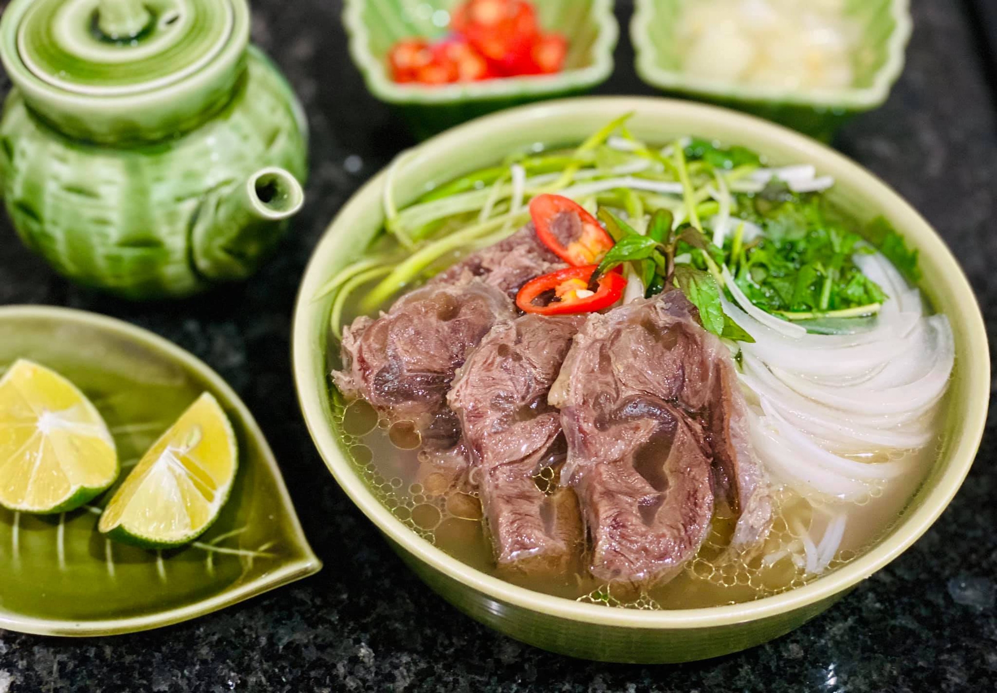 Top những món ăn Việt được ca ngợi trên báo nước ngoài