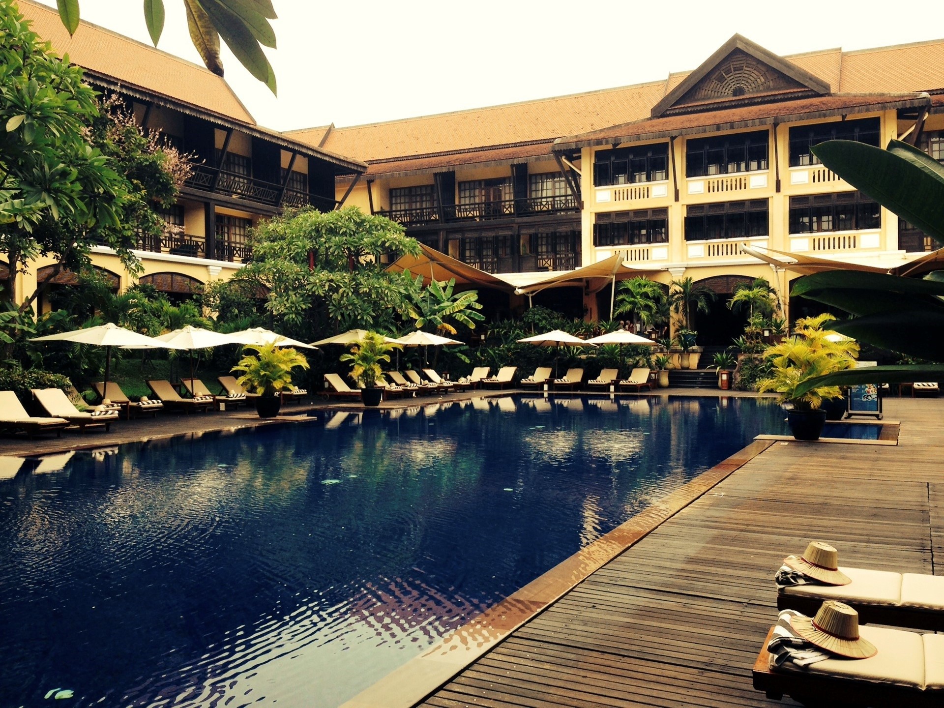 victoria-angkor-resort-spa-siem-reap-cambodia.jpg